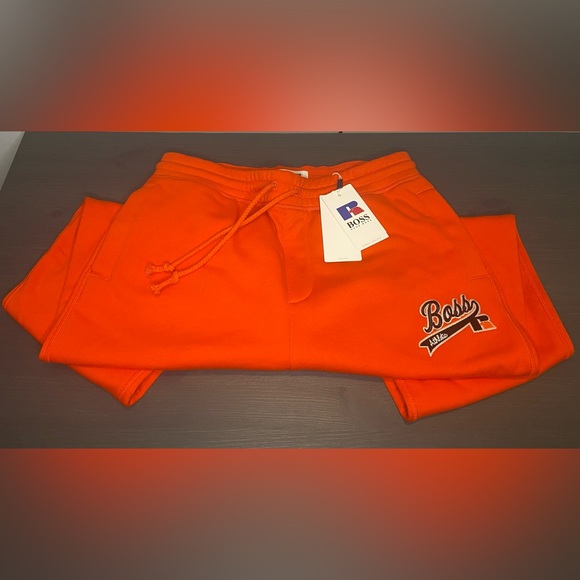 Men’s HUGO BOSS sweatpants - Picture 3 of 6